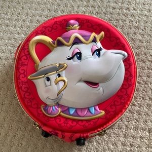 cosmetics bag, lunch bag